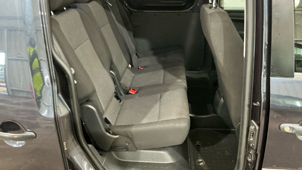Used Volkswagen Caddy Maxi Life 2016 for sale - 77078095: Photo 7