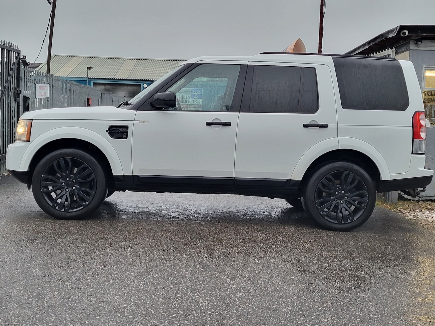 Used Land Rover Discovery 2013 for sale - 77352249: Photo 17