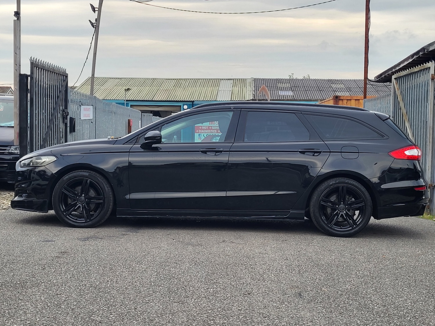 Used Ford Mondeo 2015 for sale - 76958613: Photo 17