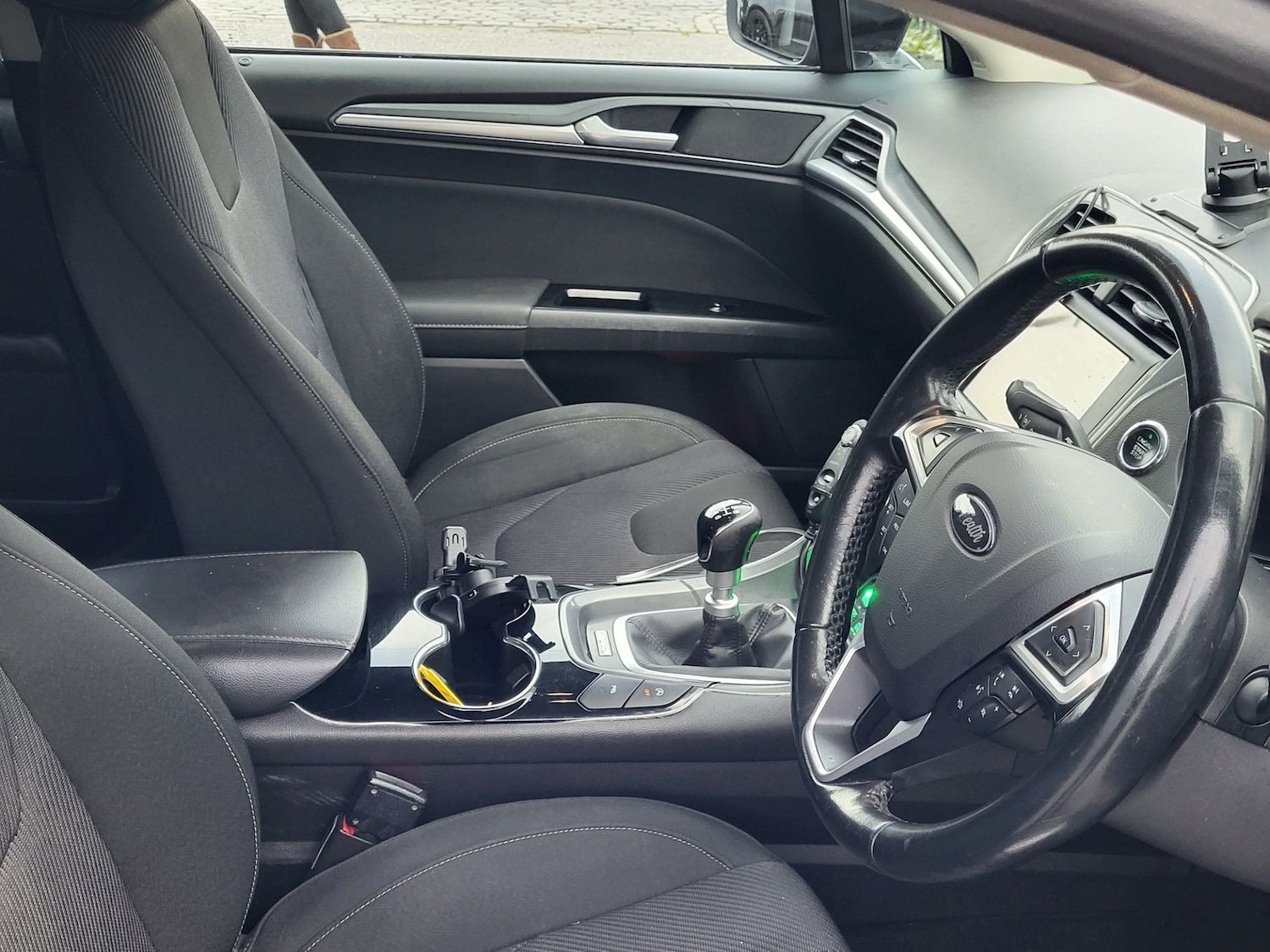 Used Ford Mondeo 2015 for sale - 76958613: Photo 6