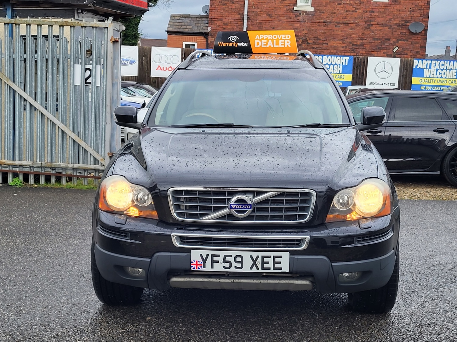Used Volvo XC90 2010 for sale - 76960419: Photo 2