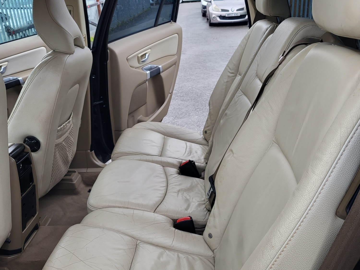 Used Volvo XC90 2010 for sale - 76960419: Photo 20