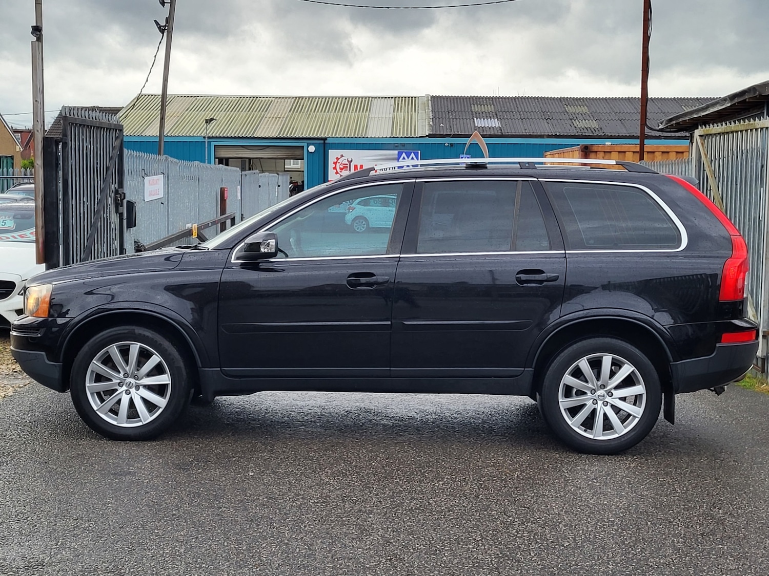 Used Volvo XC90 2010 for sale - 76960419: Photo 5