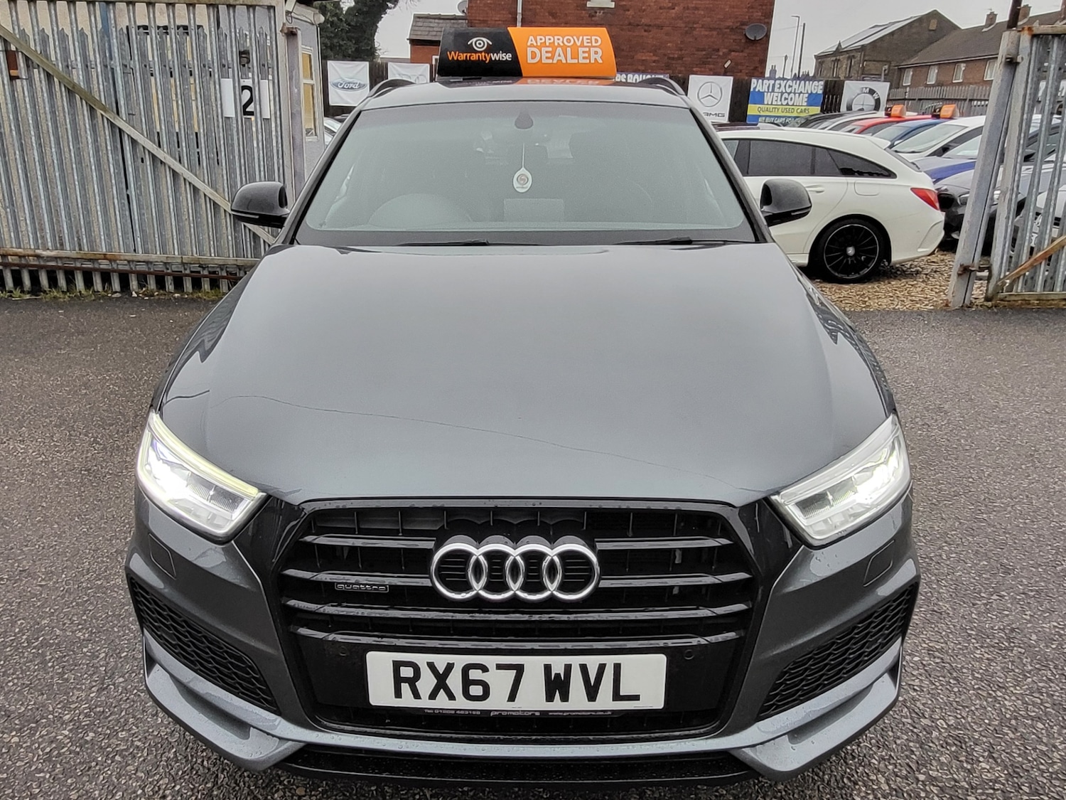 Used Audi Q3 2017 for sale - 77318709: Photo 2