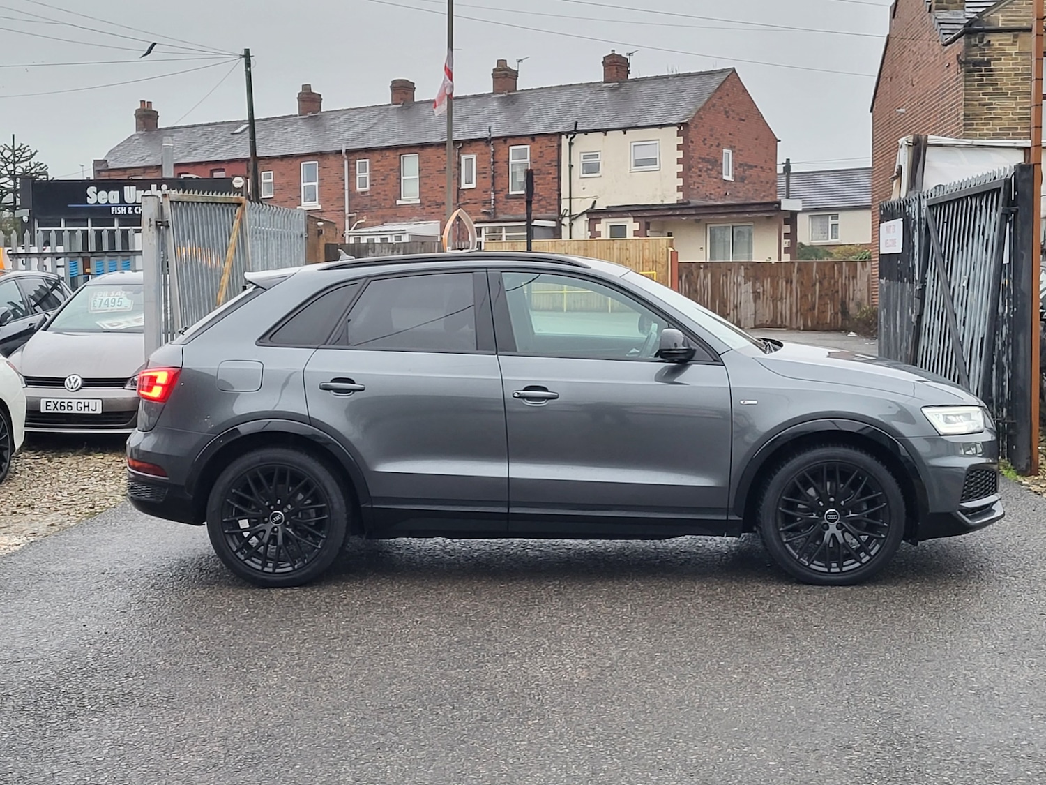 Used Audi Q3 2017 for sale - 77318709: Photo 4