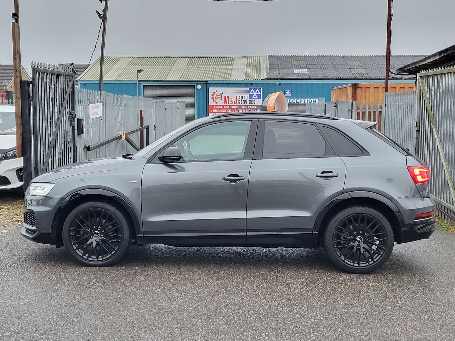 Used Audi Q3 2017 for sale - 77318709: Photo 5