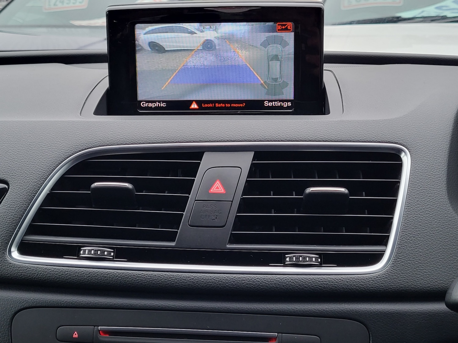 Used Audi Q3 2017 for sale - 77318709: Photo 8