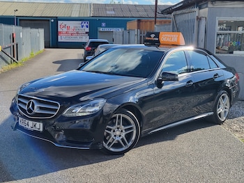 Used Mercedes-Benz E Class 2015 for sale - 79330375: Photo