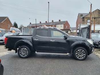 Used Nissan Navara 2018 for sale - 77261186: Photo