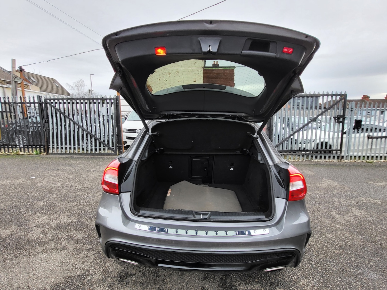 Used Mercedes-Benz GLA 2015 for sale - 76968615: Photo 11