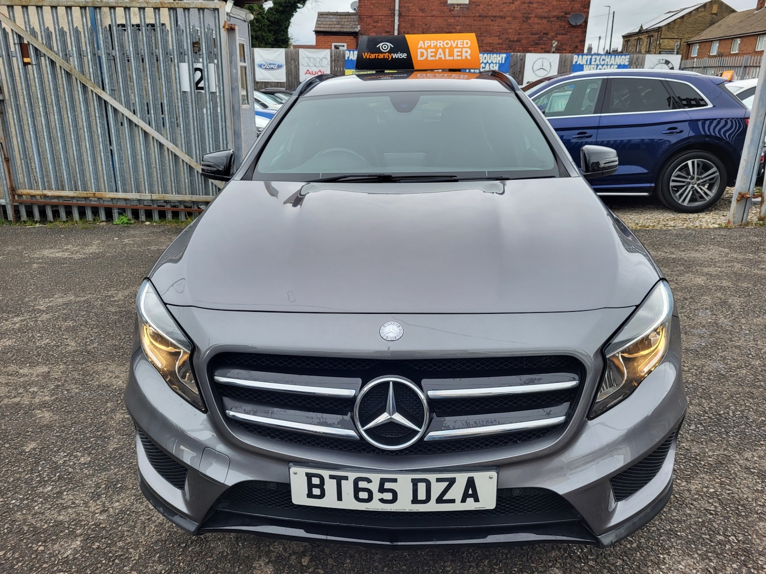 Used Mercedes-Benz GLA 2015 for sale - 76968615: Photo 2