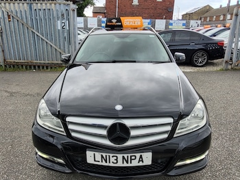 Used Mercedes-Benz C Class 2013 for sale - 78897147: Photo