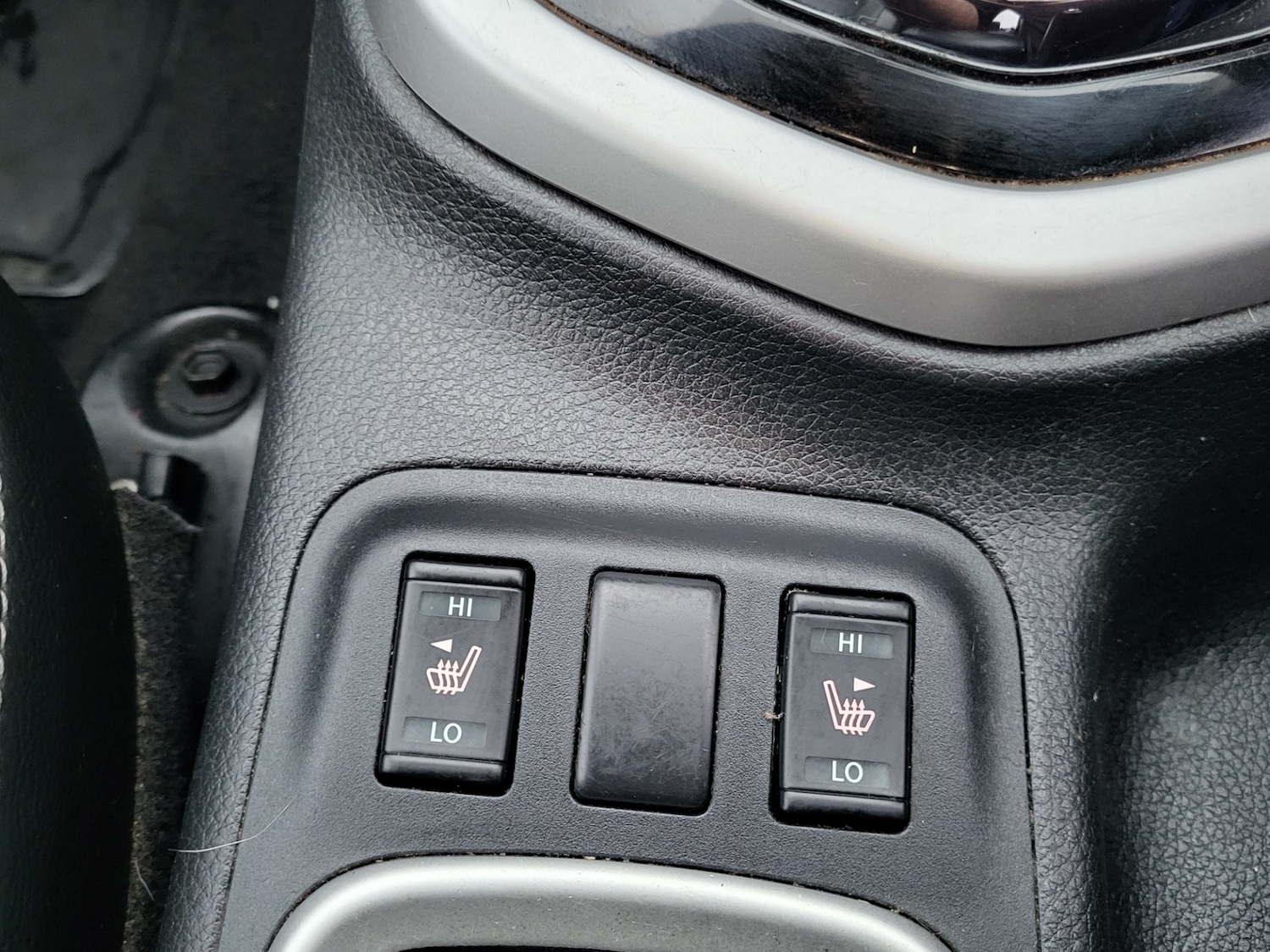 Used Nissan Navara 2018 for sale - 77337880: Photo 21