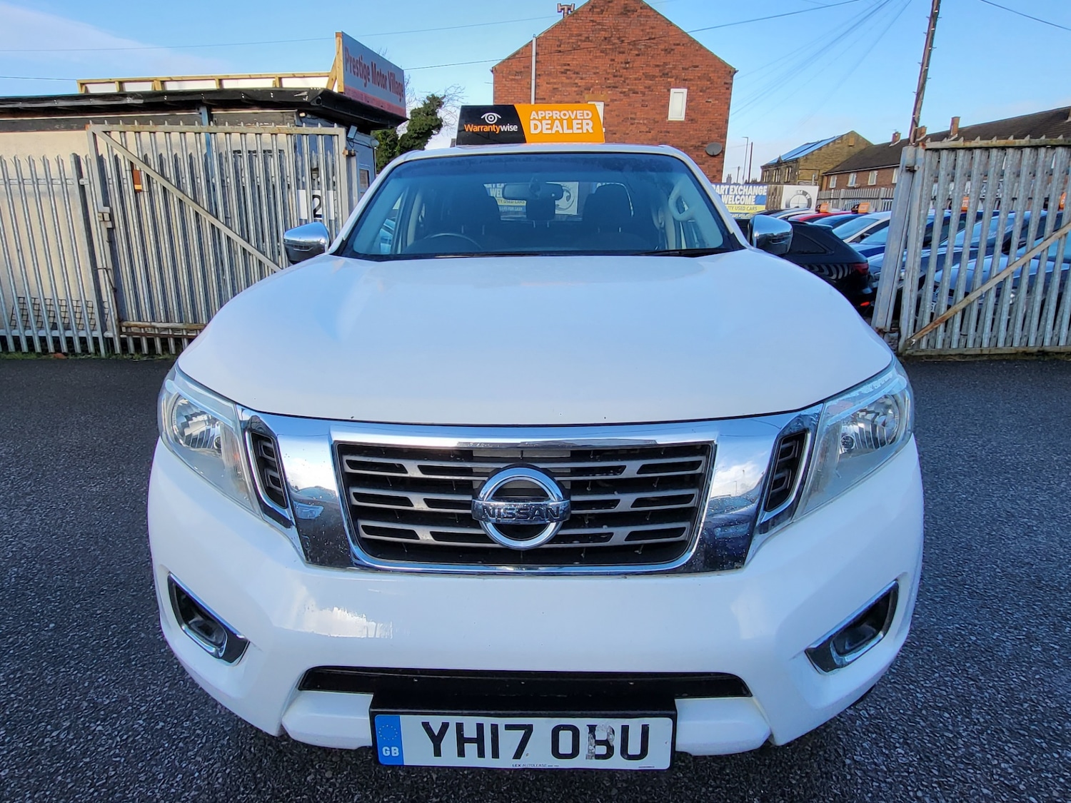 Used Nissan Navara 2017 for sale - 77364079: Photo 2