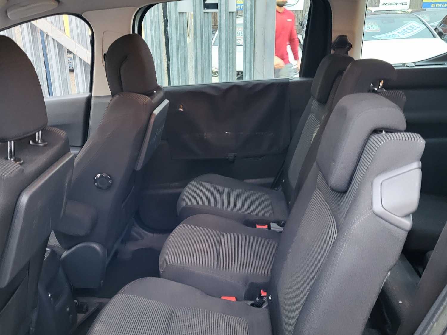 Used Peugeot 5008 2011 for sale - 77234681: Photo 19