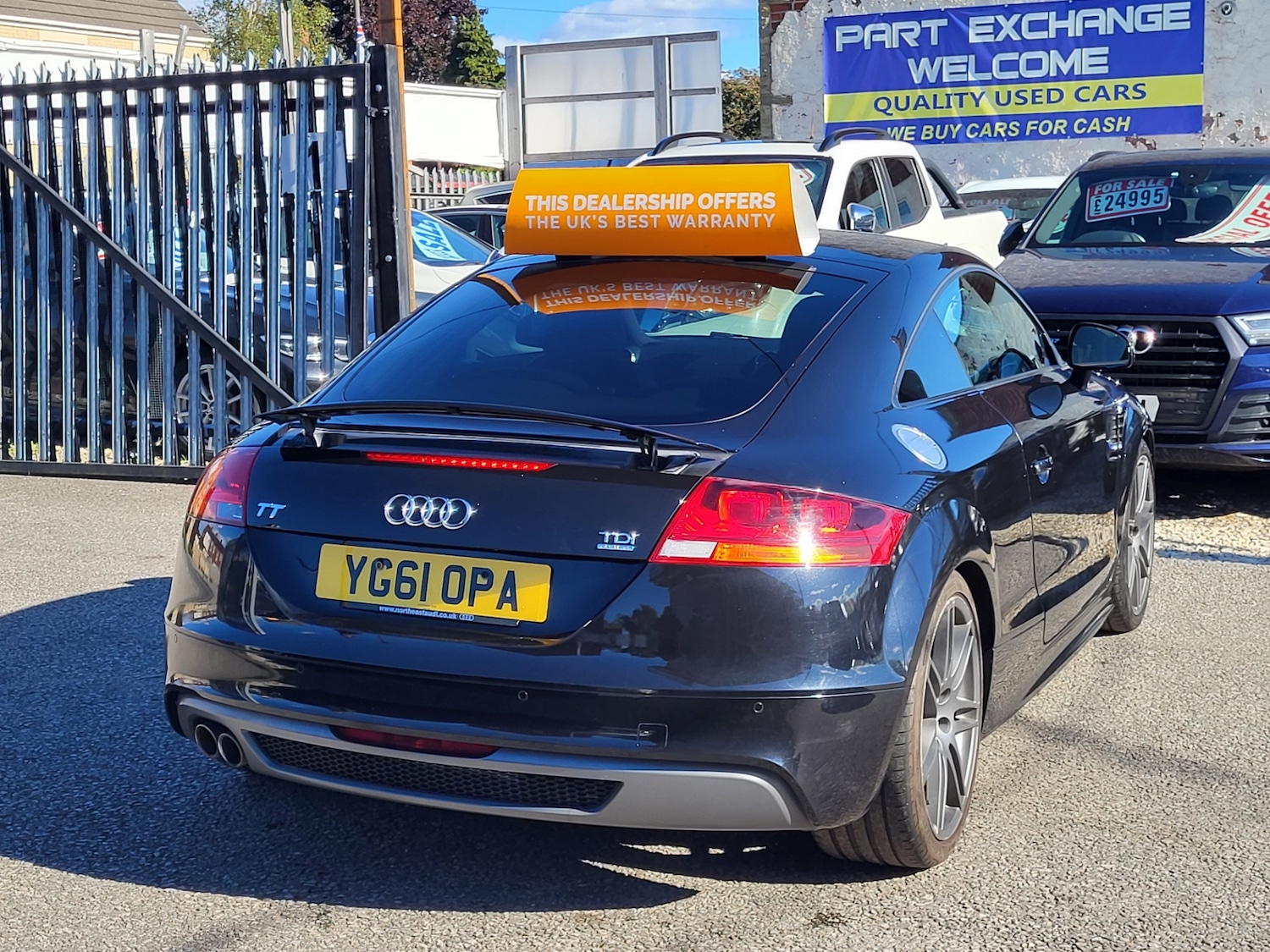 Used Audi TT 2011 for sale - 76960998: Photo 9