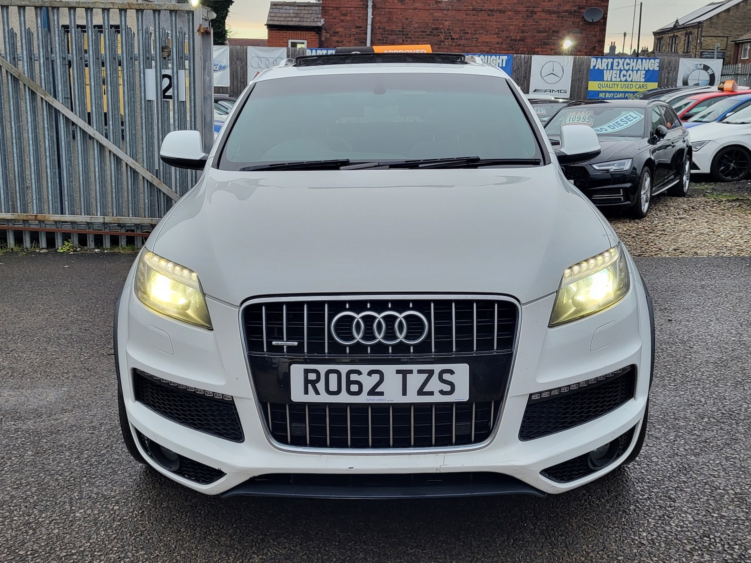 Used Audi Q7 2012 for sale - 77208792: Photo 2
