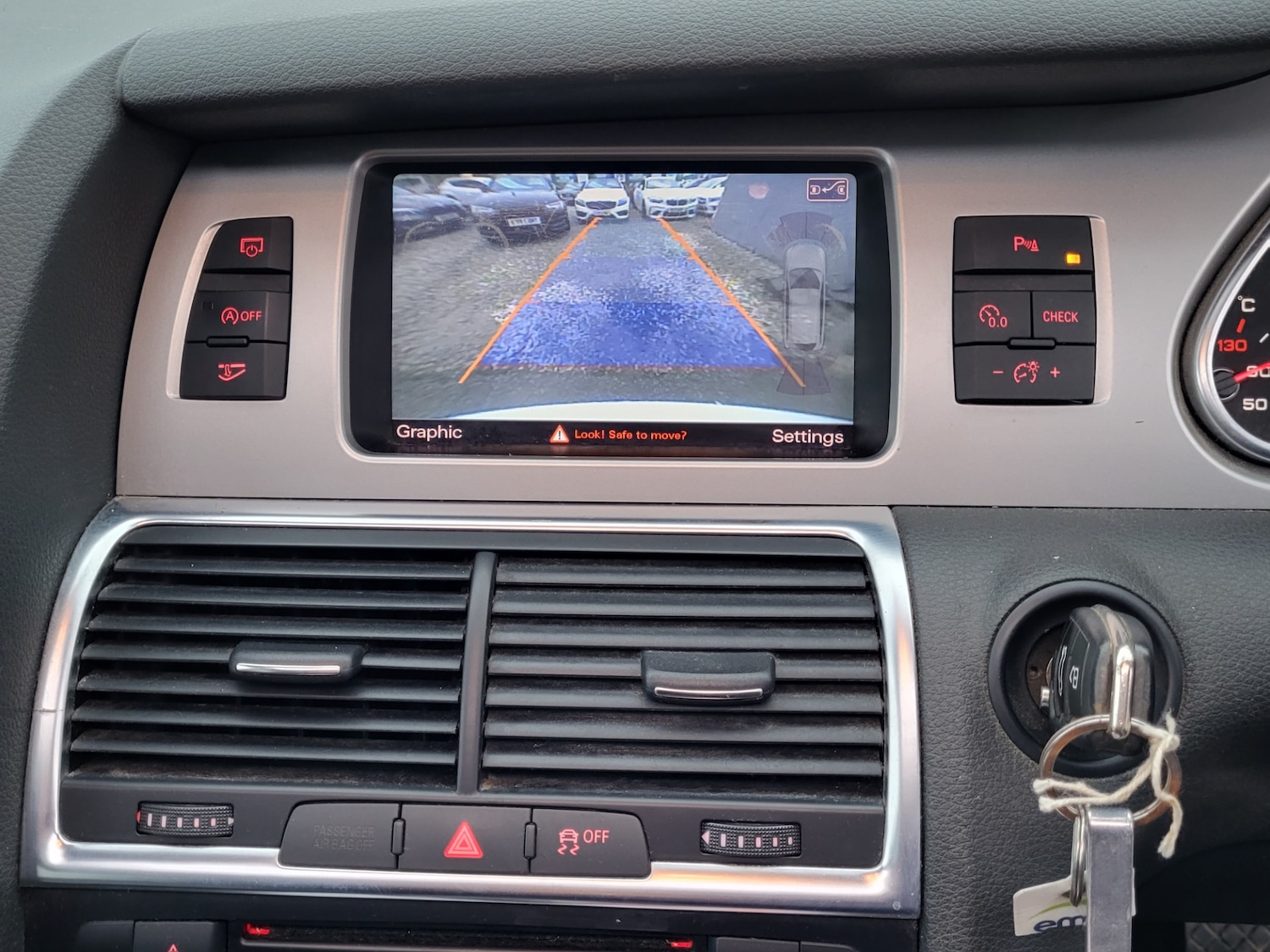 Used Audi Q7 2012 for sale - 77208792: Photo 8