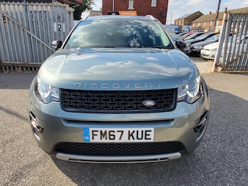Used Land Rover Discovery Sport 2018 for sale - 79519812: Photo