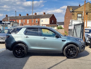 Used Land Rover Discovery Sport 2018 for sale - 79519812: Photo