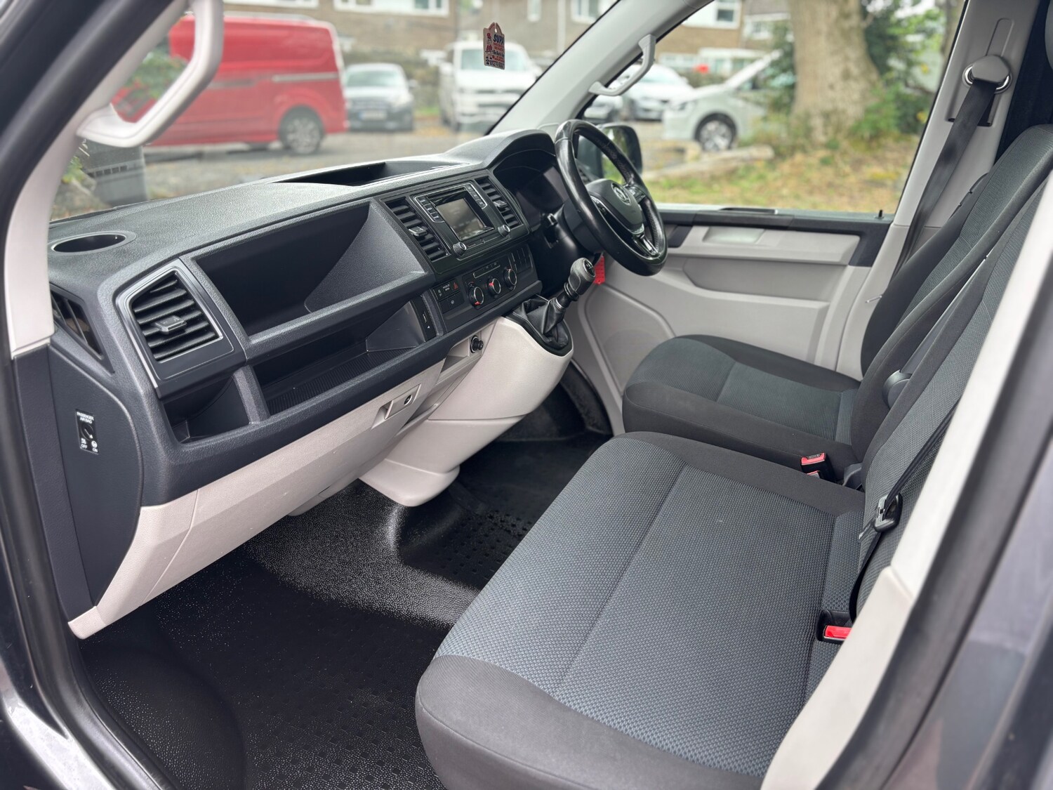 Used Volkswagen Transporter 2017 for sale - 76145791: Photo 10