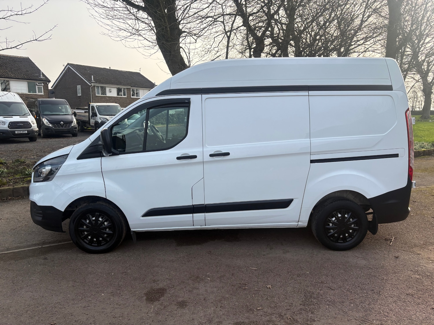 Used Ford Transit Custom 2018 for sale - 77819047: Photo 2