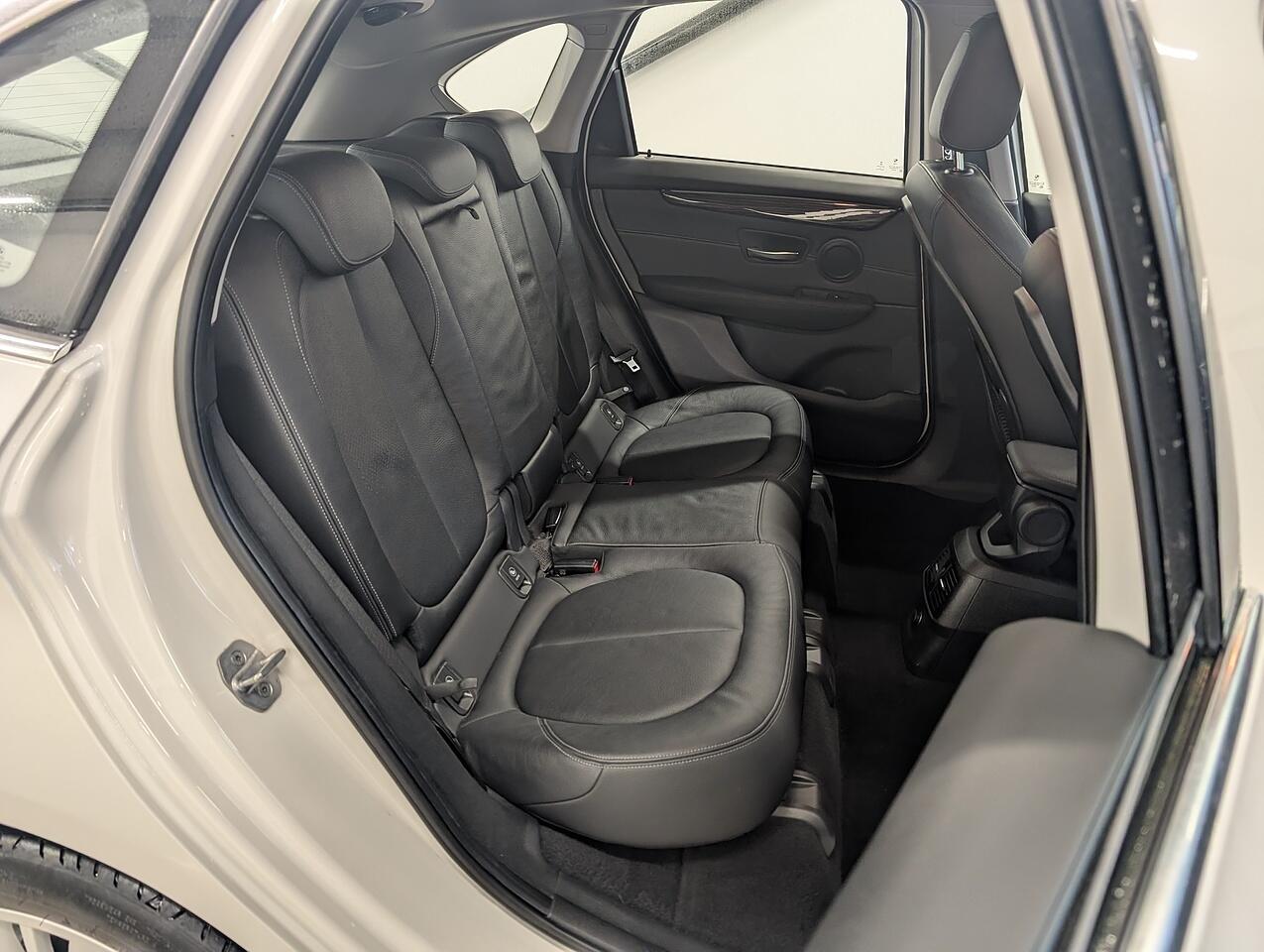 Used BMW 2 Series 2017 for sale - 76544569: Photo 10