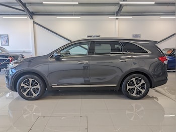 Used Kia Sorento 2017 for sale - 75722251: Photo