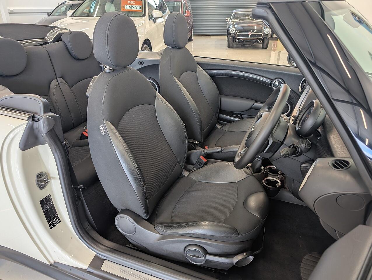 Used MINI Convertible 2015 for sale - 76191027: Photo 10