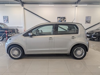 Used Volkswagen up! 2015 for sale - 76948361: Photo