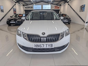 Used Skoda Octavia 2017 for sale - 75829252: Photo