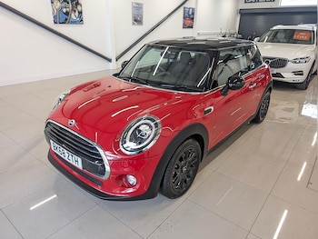Used MINI Hatch 2018 for sale - 77092699: Photo