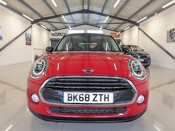 Used MINI Hatch 2018 for sale - 77092699: Photo