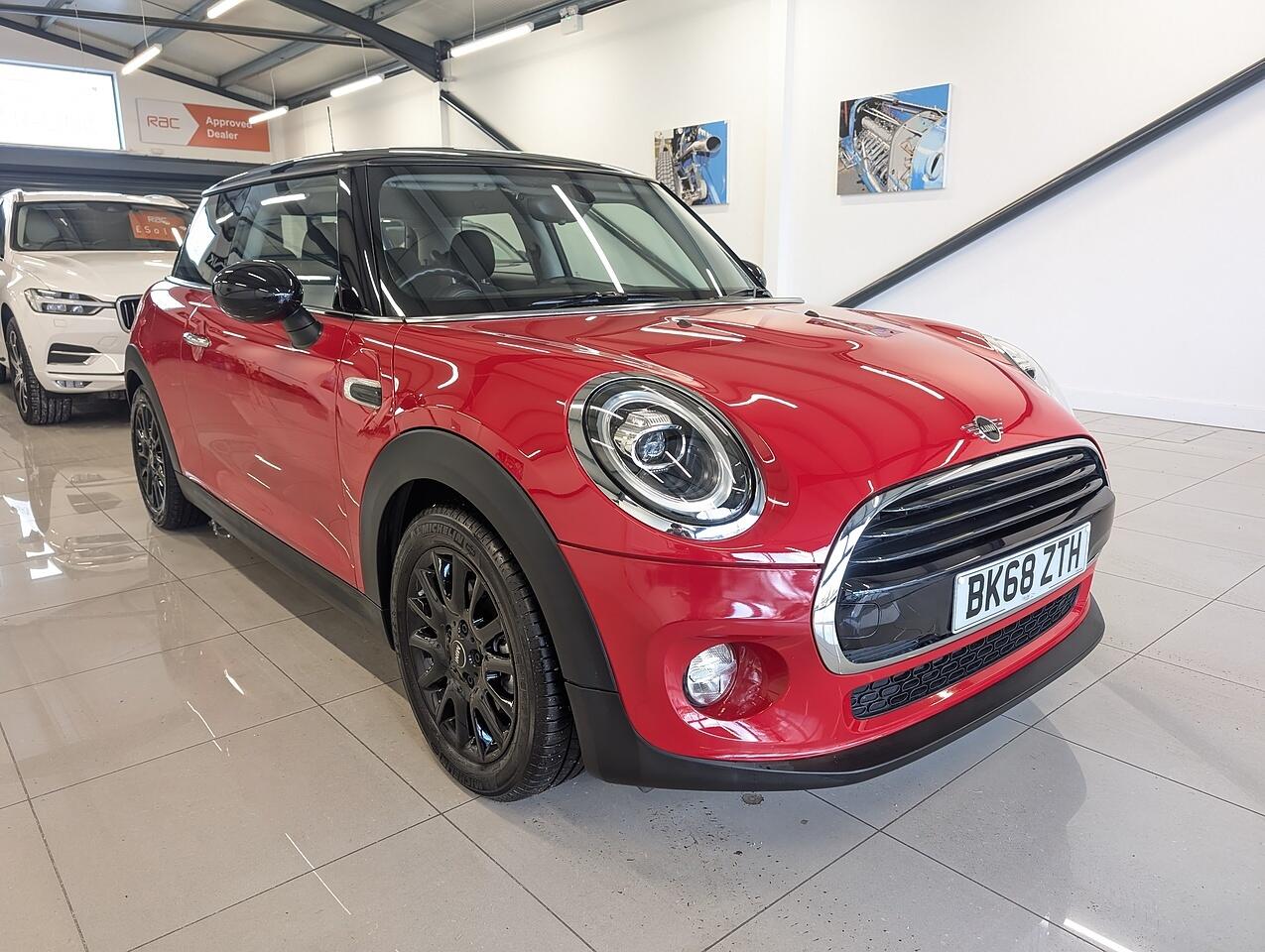 Used MINI Hatch 2018 for sale - 77092699: Photo 8