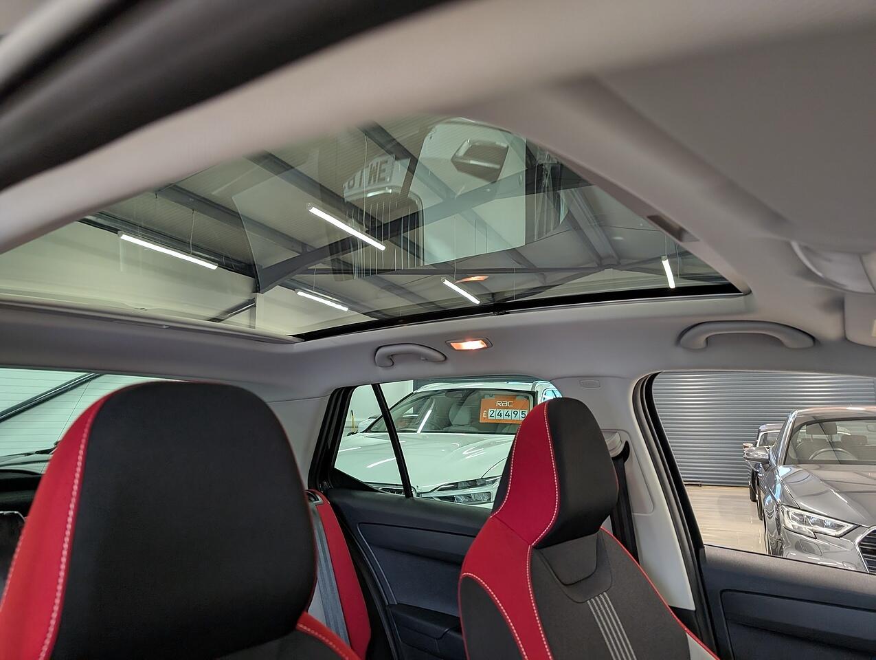 Used Skoda Fabia 2017 for sale - 76130558: Photo 10