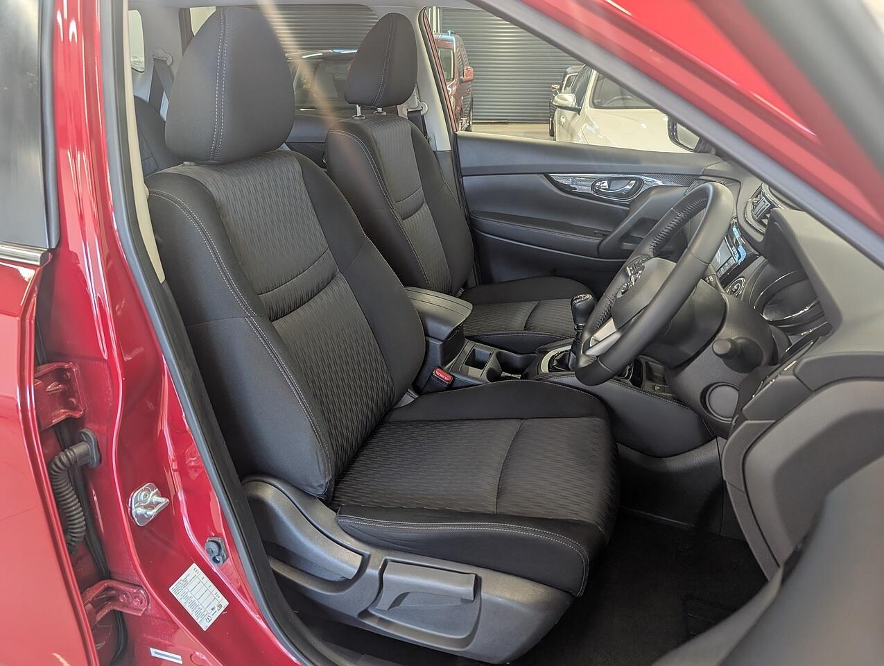 Used Nissan X-Trail 2018 for sale - 76328172: Photo 9