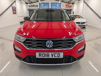 Used Volkswagen T-Roc 2018 for sale - 76400670: Photo