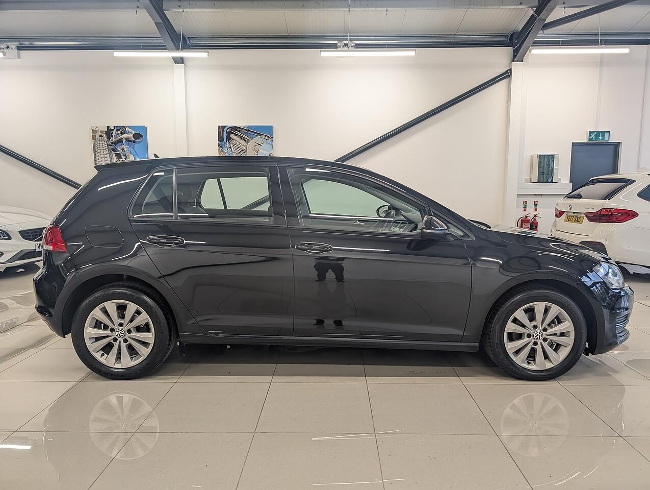 Used Volkswagen Golf 2014 for sale - 76375607: Photo 6