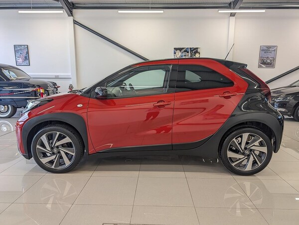 Used Toyota Aygo X 2023 for sale - 76289771: Photo 3