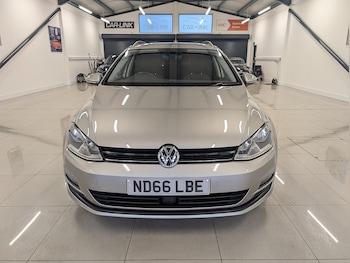 Used Volkswagen Golf 2016 for sale - 77075551: Photo