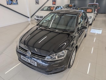 Used Volkswagen Golf 2017 for sale - 76557006: Photo