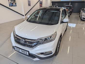 Used Honda CR-V 2017 for sale - 76709523: Photo