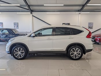 Used Honda CR-V 2017 for sale - 76709523: Photo