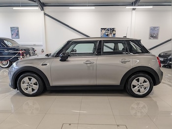 Used MINI Hatch 2018 for sale - 76261511: Photo 3
