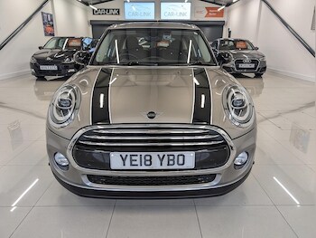 Used MINI Hatch 2018 for sale - 76261511: Photo 4