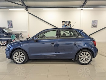 Used Audi A1 2013 for sale - 77035952: Photo