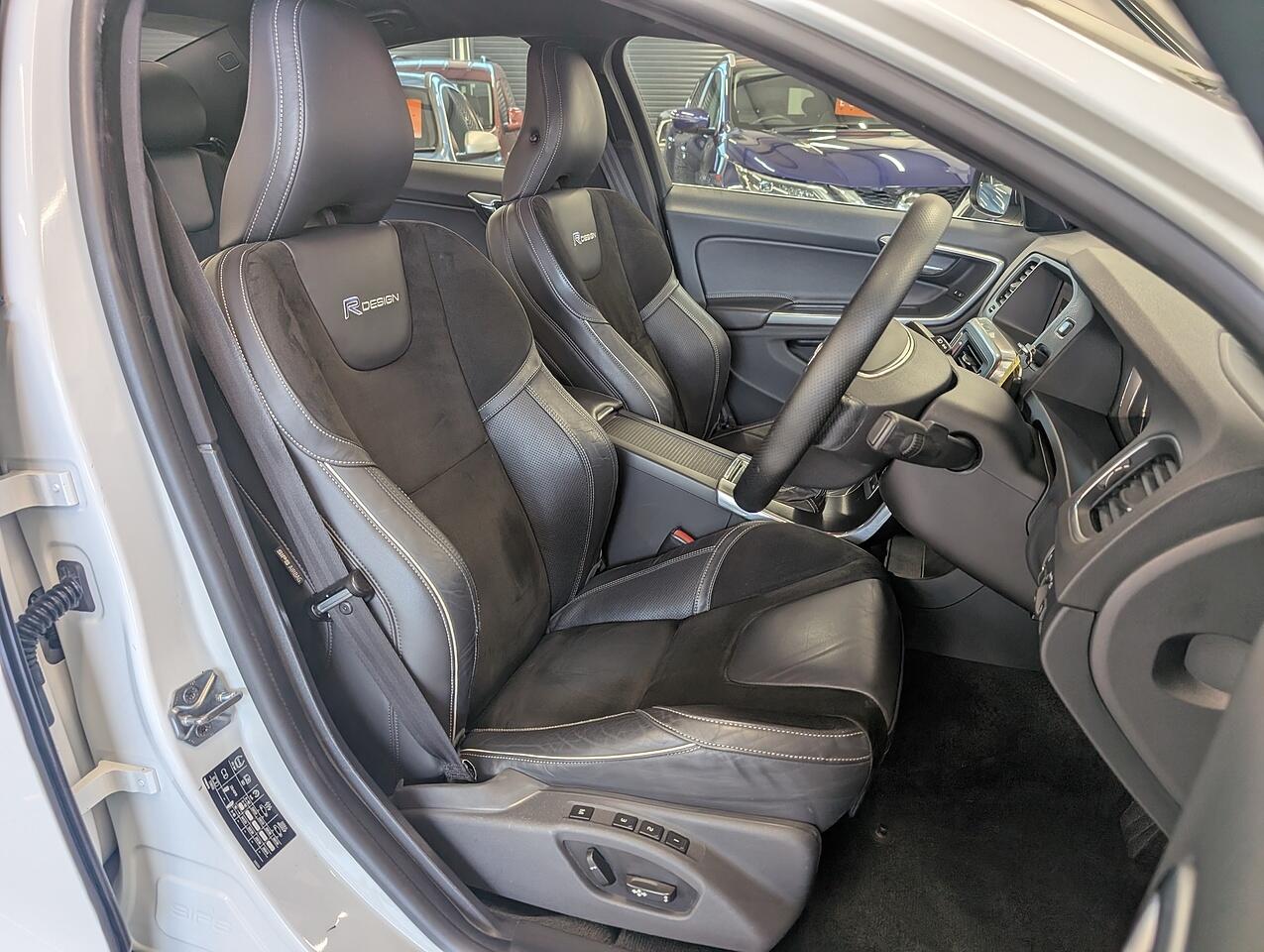 Used Volvo S60 2014 for sale - 75902159: Photo 7