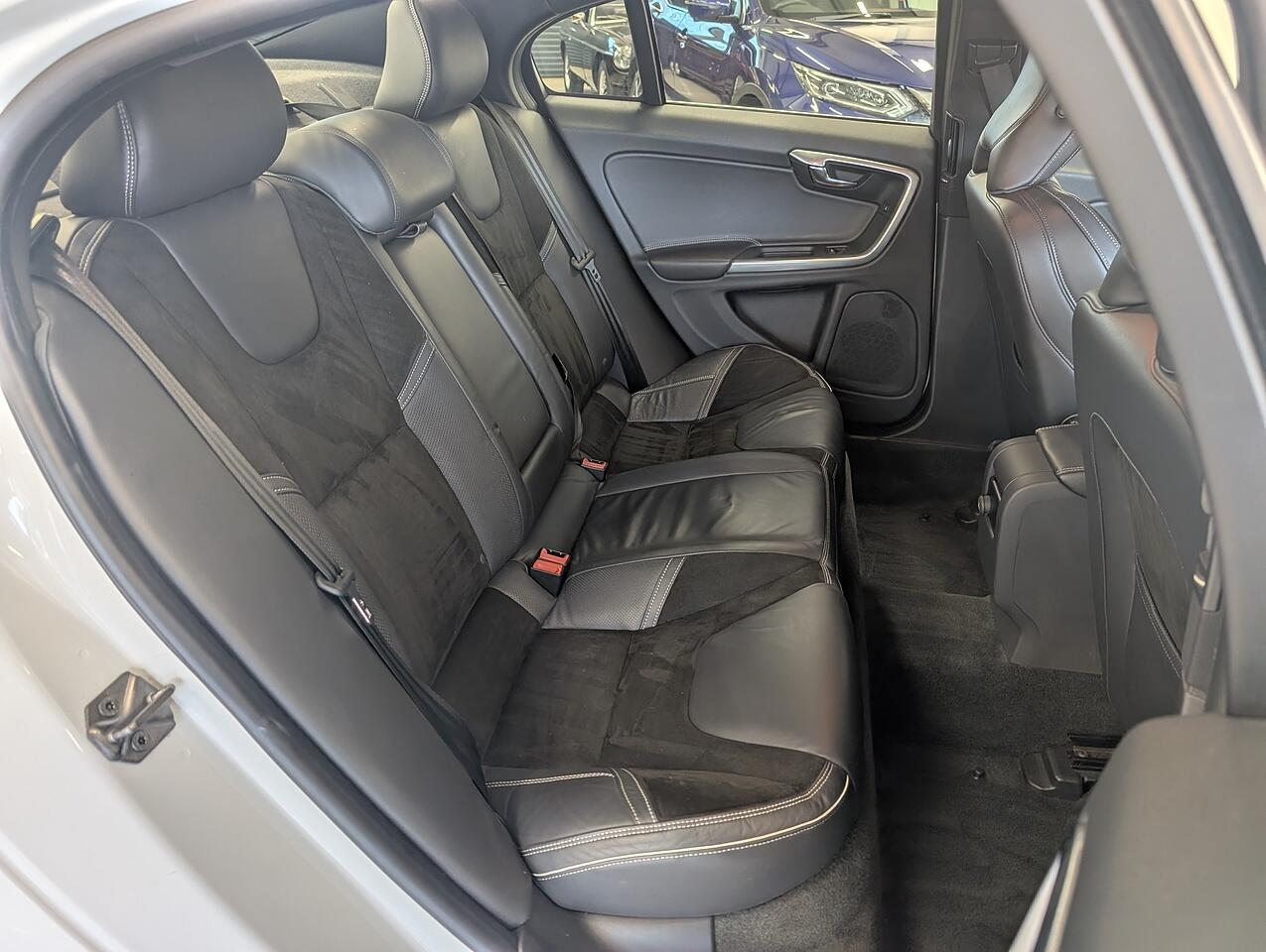 Used Volvo S60 2014 for sale - 75902159: Photo 9
