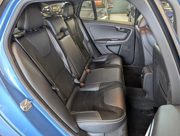 Used Volvo V60 2016 for sale - 75758995: Photo 10