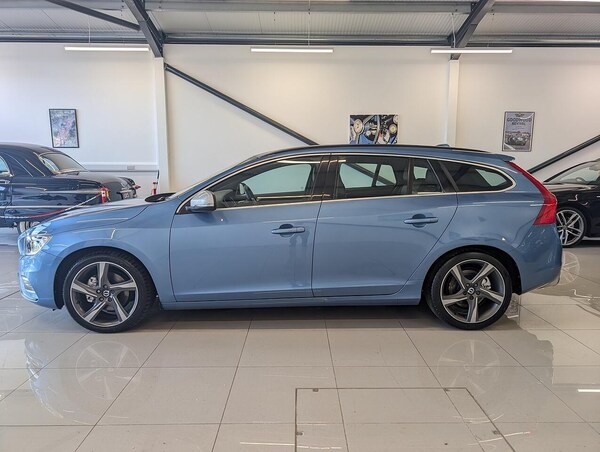 Used Volvo V60 2016 for sale - 75758995: Photo 3